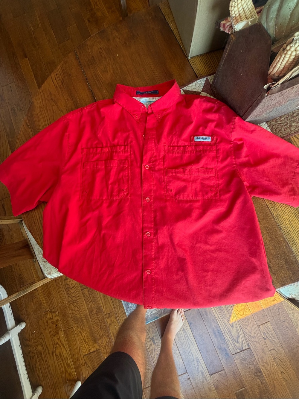 Columbia Men’s Bright Red Short-Sleeve PFG Shirt